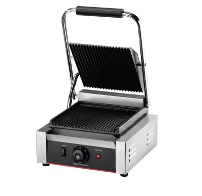 ტოსტერი მთლიანად დაზოლილი ზედაპირით  HEG-811